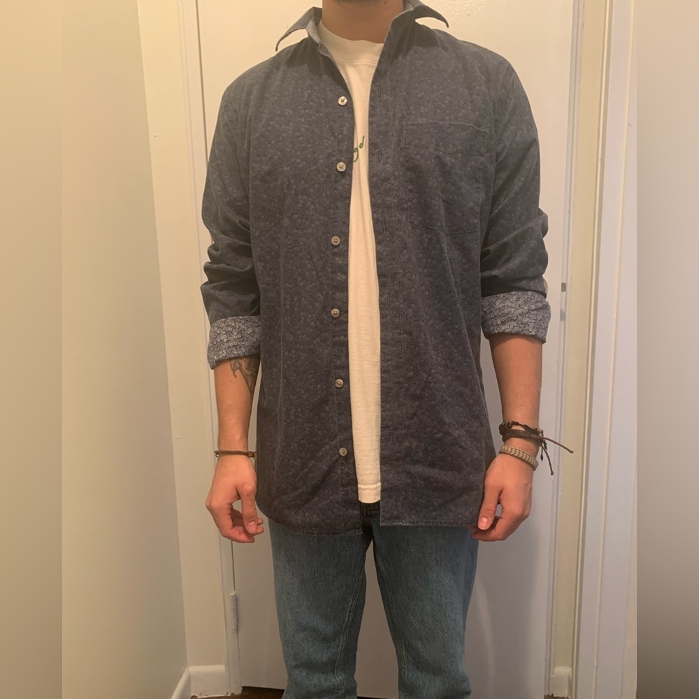 Men’s faded floral button-up